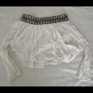 💫White strapless blouse, whit black woven stripe